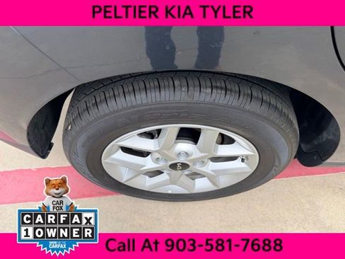 Certified 2025 Kia Soul LX FWD image 11