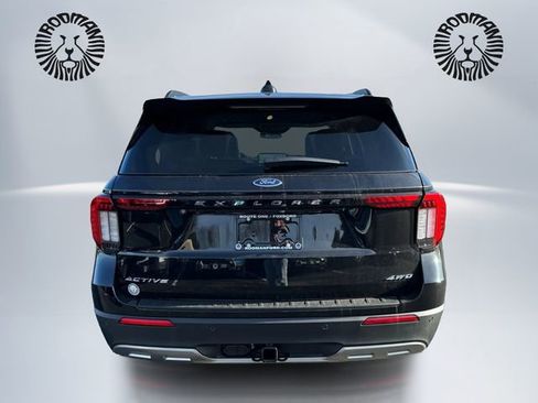 New 2026 Ford Explorer Active w/ Active Comfort Package image 6