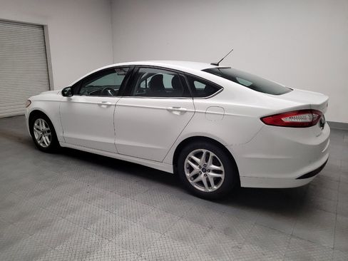 Used 2015 Ford Fusion SE FWD image 3