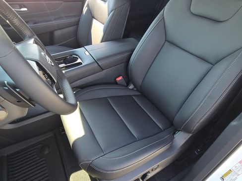 New 2025 Nissan Murano SV image 22