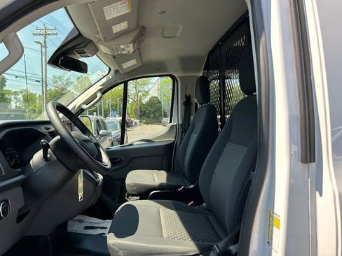 Used 2024 Ford Transit 250 Low Roof w/ Exterior Upgrade Package RWD image 10