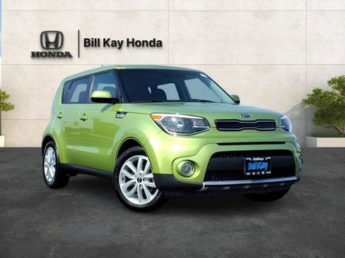 Used 2018 Kia Soul + image 5