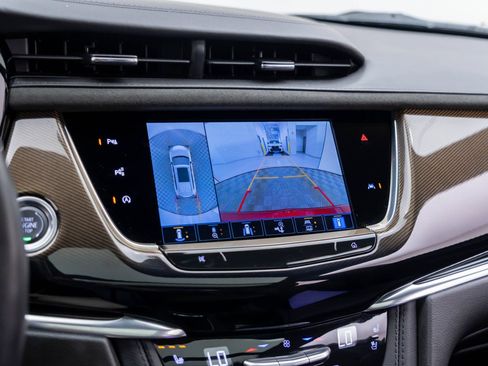 Used 2025 Cadillac XT6 Premium Luxury w/ Platinum Package AWD/4WD image 26