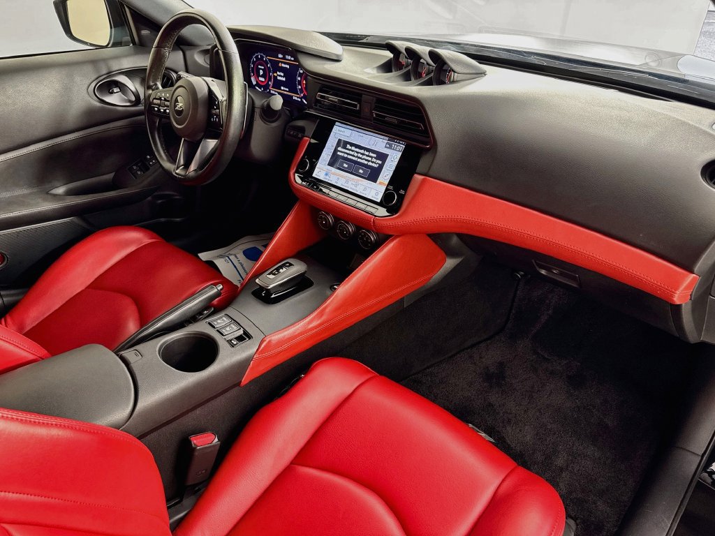 Used 2024 Nissan Z Performance w/ Floor Mat Package RWD image 33