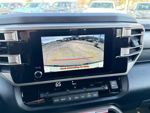 New 2026 Toyota Tundra SR5 w/ SR5 Convenience Package image 20