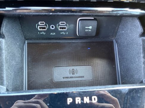 Used 2022 Jeep Grand Cherokee Altitude AWD/4WD image 28