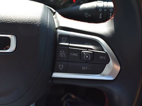 Used 2022 Jeep Compass Trailhawk w/ Sun and Sound Group AWD/4WD image 23
