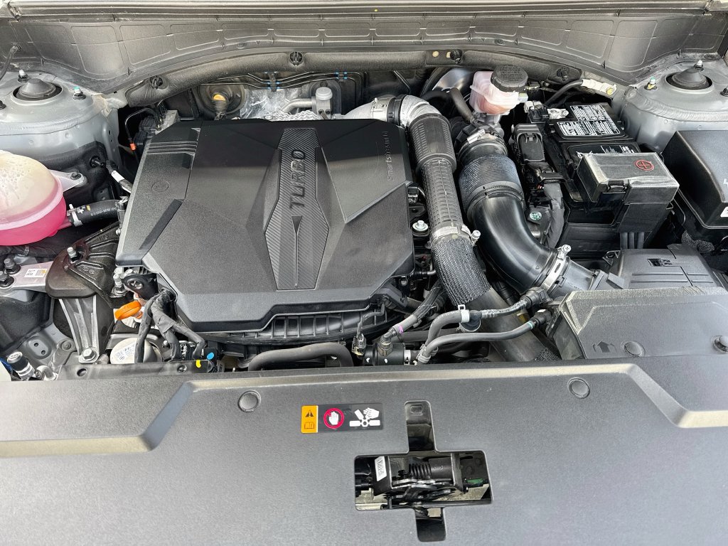 Used 2024 Hyundai Santa Fe Calligraphy FWD image 39