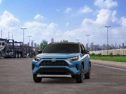 New 2025 Toyota RAV4 XSE image 18