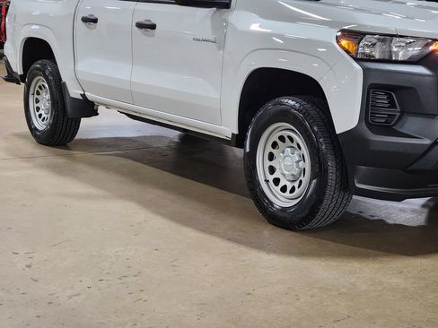 Used 2023 Chevrolet Colorado W/T w/ WT Convenience Package RWD image 16