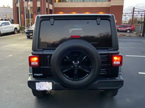 Certified 2022 Jeep Wrangler Unlimited Sport image 22