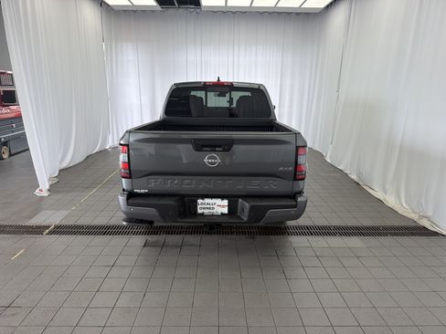 New 2026 Nissan Frontier SV w/ Tow Package AWD/4WD image 5