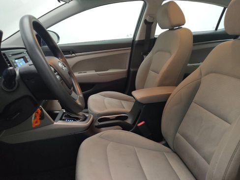 Used 2018 Hyundai Elantra SE w/ Cargo Package FWD image 17