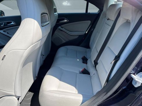 Used 2018 Mercedes-Benz CLA 250 image 7