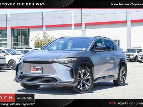 Used 2025 Toyota bZ4X FWD w/ Weather Package image 1