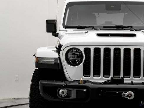 Used 2022 Jeep Wrangler Unlimited Rubicon w/ Xtreme Recon 35" Tire Package image 28