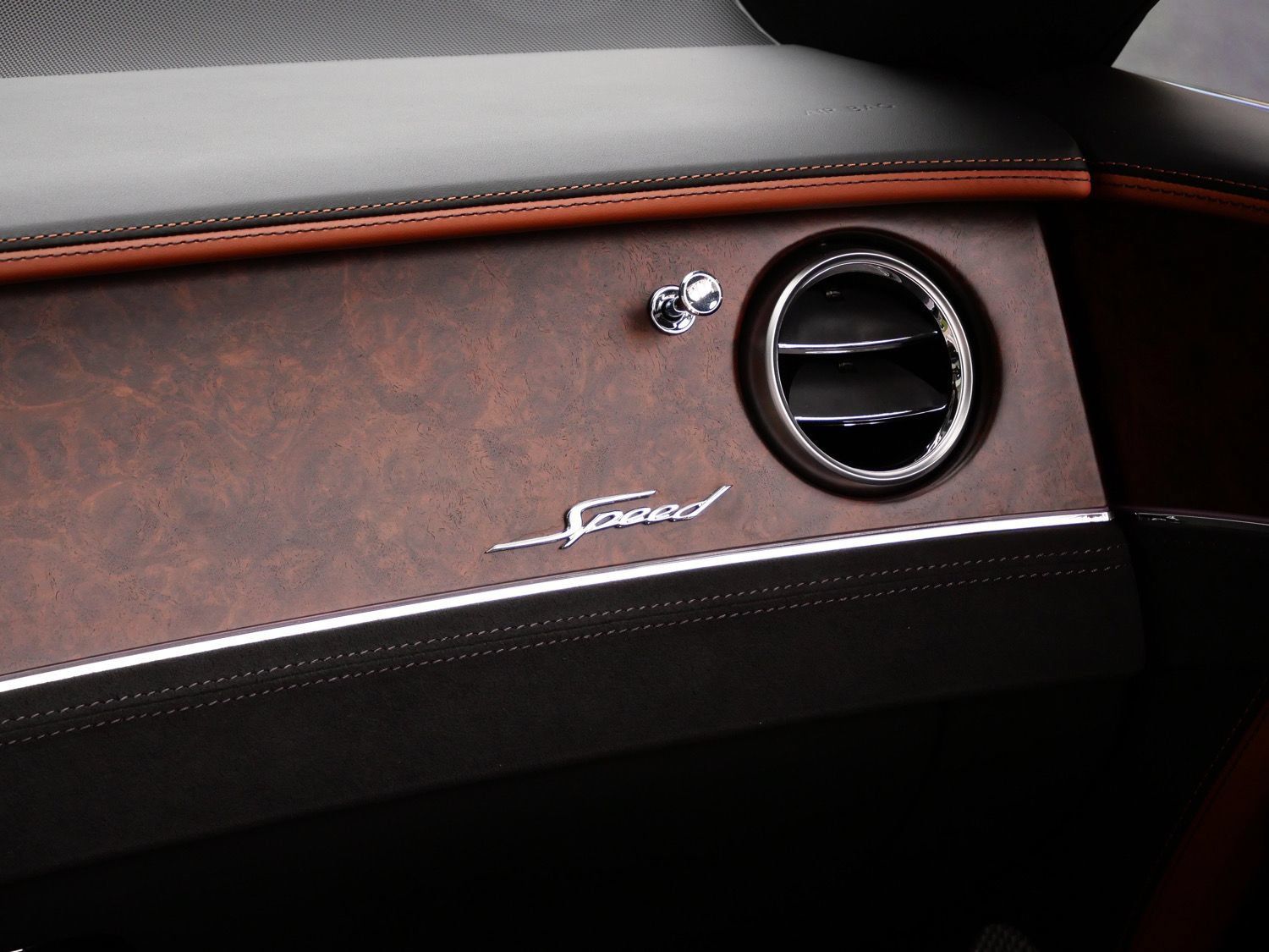 Used 2025 Bentley Continental GT Speed AWD/4WD image 24