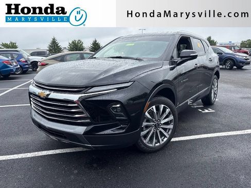 Used 2023 Chevrolet Blazer Premier AWD/4WD image 1