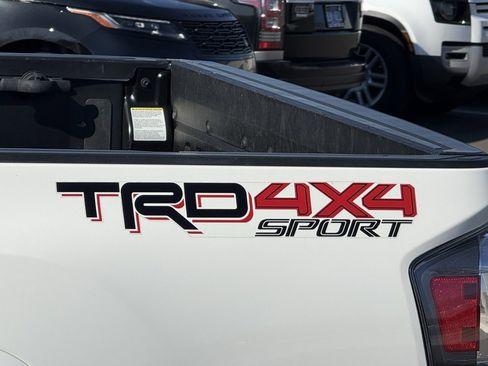 Used 2021 Toyota Tacoma TRD Sport image 36