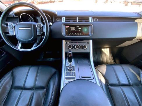 Used 2017 Land Rover Range Rover Sport SE image 15
