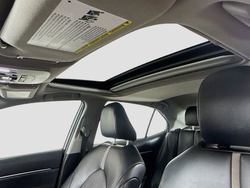 Used 2024 Toyota Camry XSE w/ Cold Weather Package image 21