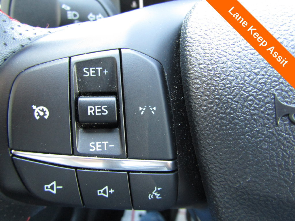 Used 2025 Ford Escape ST-Line AWD/4WD image 8
