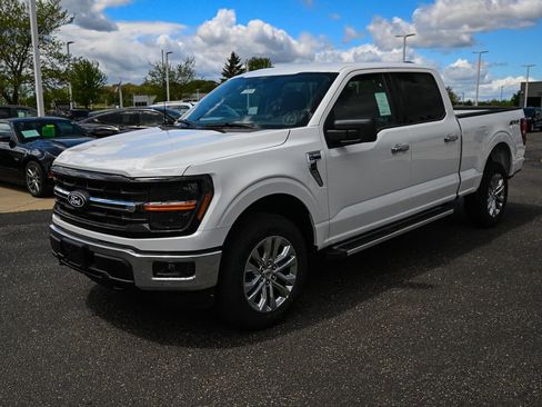New 2026 Ford F150 XLT w/ XLT Chrome Appearance Package AWD/4WD image 9