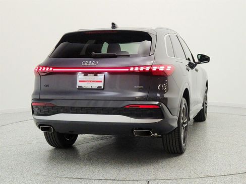 Certified 2025 Audi Q5 Premium Plus w/ Premium Plus AWD/4WD image 6