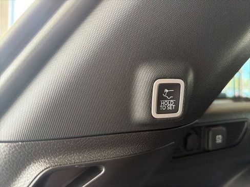 New 2026 Jeep Grand Cherokee Altitude image 22