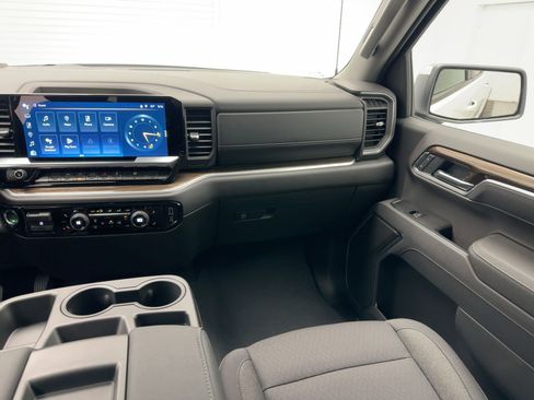 New 2026 Chevrolet Silverado 1500 LT image 27