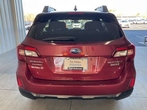 Used 2017 Subaru Outback 2.5i Premium image 20