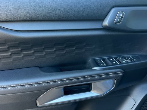 New 2025 Ford Ranger XLT w/ Technology Package image 10