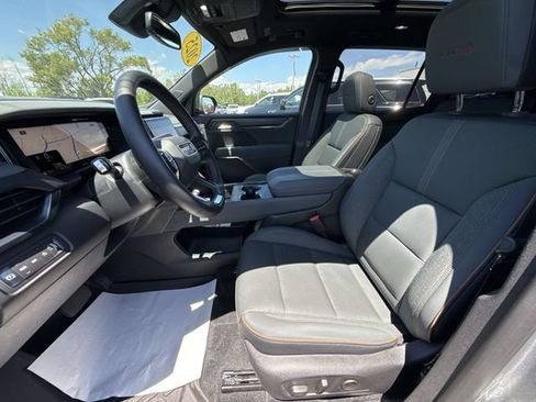 Certified 2025 GMC Acadia AT4 AWD/4WD image 20