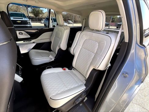 Used 2021 Lincoln Aviator Black Label w/ Dynamic Handling Package image 20