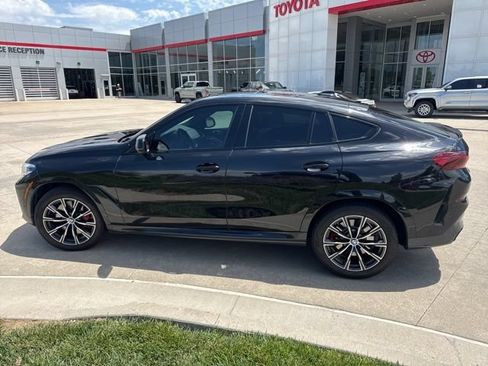 Used 2022 BMW X6 M50i w/ Dynamic Handling Package AWD/4WD image 7