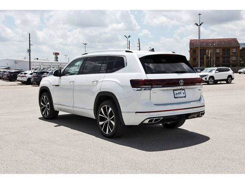 Used 2024 Volkswagen Atlas SEL Premium R-Line AWD/4WD image 5