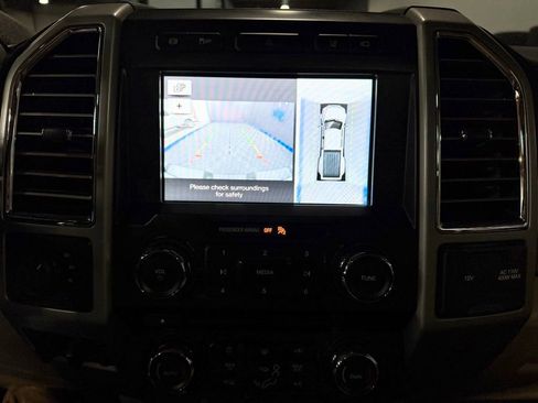 Used 2017 Ford F450 Lariat w/ Lariat Ultimate Package image 18