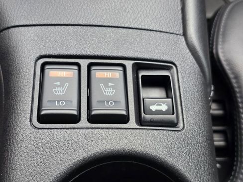 Used 2024 Nissan Z Performance w/ Floor Mat Package RWD image 25