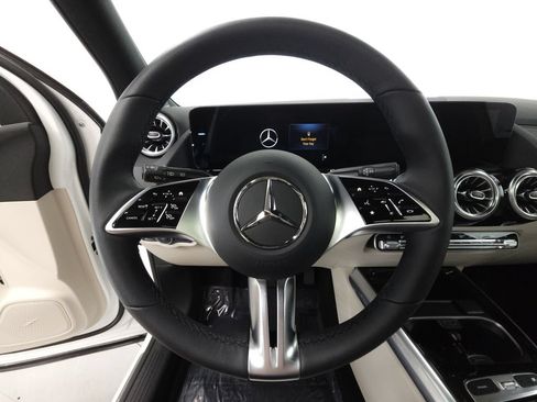 Certified 2026 Mercedes-Benz GLA 250 4MATIC image 11