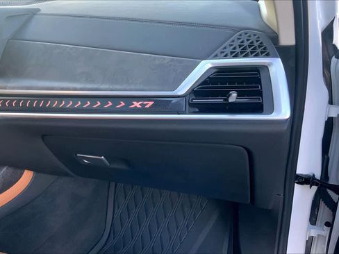 Certified 2023 BMW X7 xDrive40i w/ Premium Package image 20