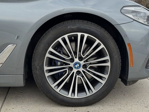 Used 2018 BMW 530e xDrive image 7