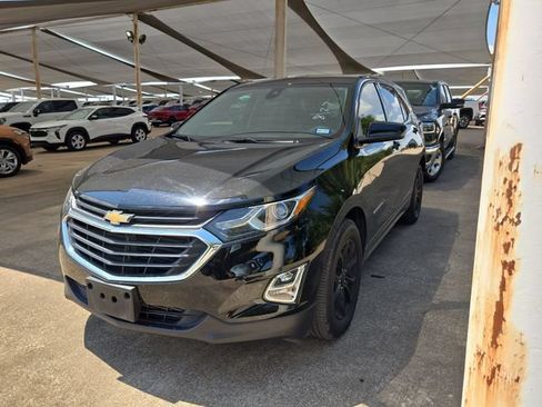 Used 2020 Chevrolet Equinox LT w/ LPO, Floor Liner Package FWD image 1