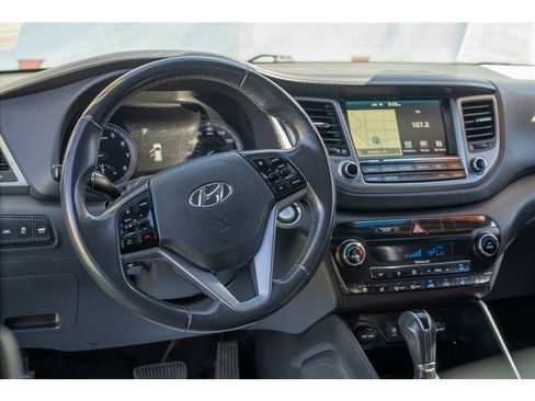 Used 2016 Hyundai Tucson Limited w/ Option Group 03 FWD image 33
