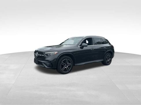 Certified 2023 Mercedes-Benz GLC 300 4MATIC image 1