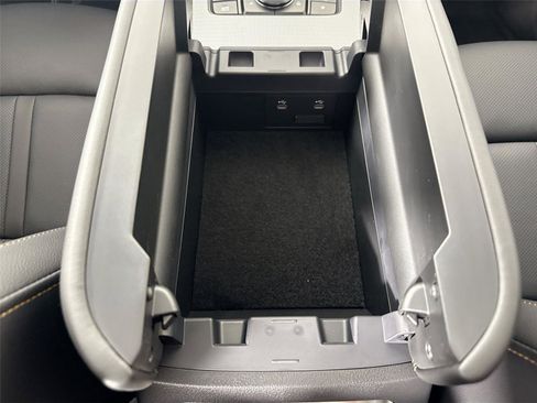 New 2026 MAZDA CX-90 Plug-In Hybrid w/ Preferred AWD/4WD image 36