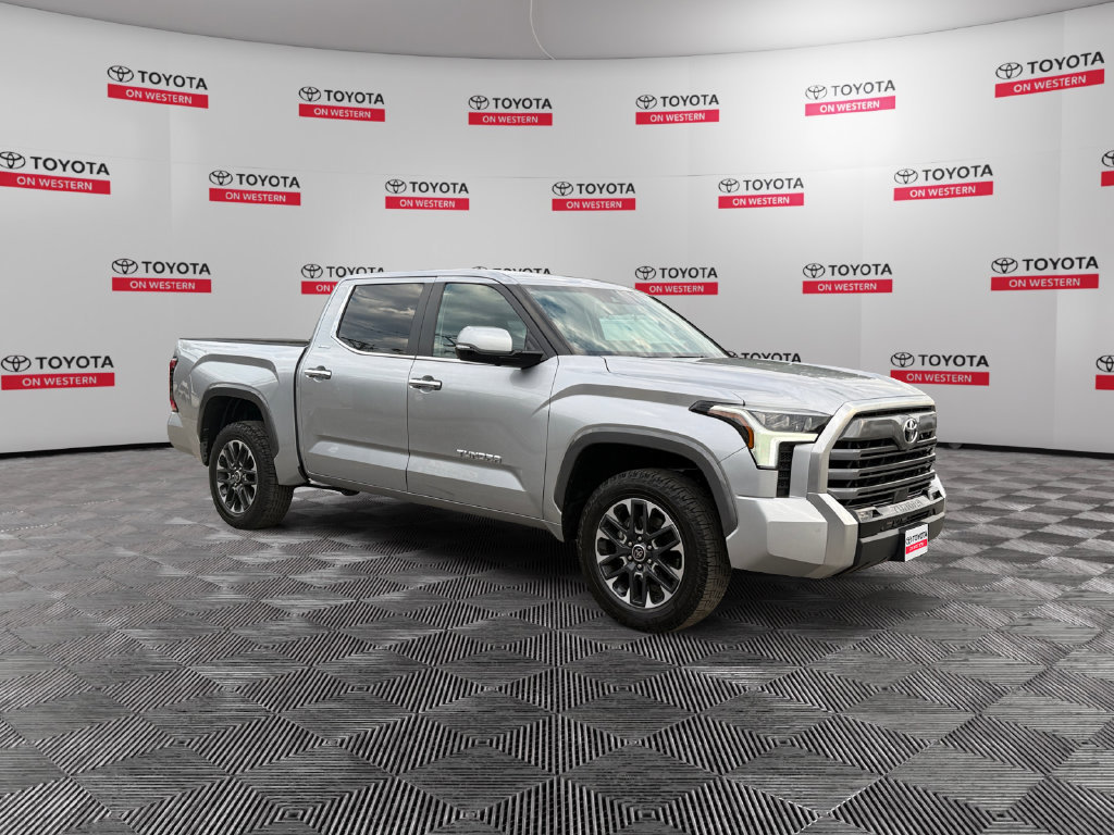 Used 2024 Toyota Tundra Limited AWD/4WD image 3