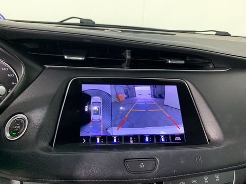 Used 2020 Cadillac XT4 Premium Luxury w/ Enhanced Visibility Package AWD/4WD image 26