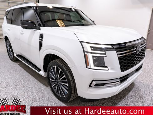 Used 2025 Nissan Armada Platinum Reserve AWD/4WD image 6