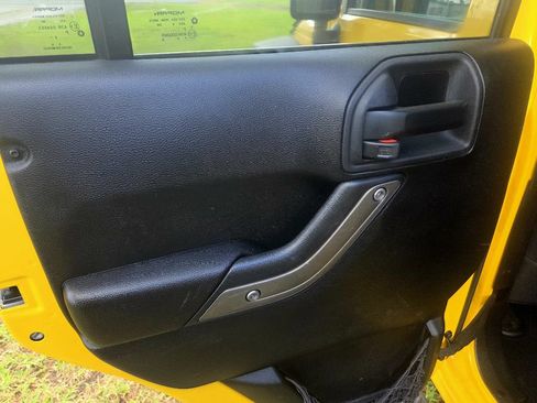 Used 2015 Jeep Wrangler Unlimited Sport w/ Quick Order Package 24S AWD/4WD image 10