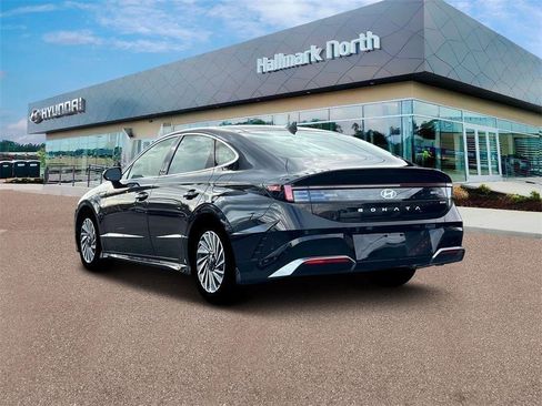 New 2025 Hyundai Sonata Limited image 5